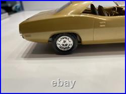 AMT 1972 Plymouth Barracuda Promo 125 Scale Dealer Plastic Model