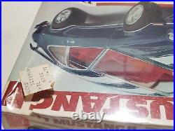 AMT 1977'77 Ford Mustang II Plastic Model Car Kit 125 Scale Sealed 6560 ERTL