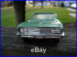 AMT 1/25TH Scale Plastic Friction Type 1961 Buick Invicta Coupe -WITH BOX