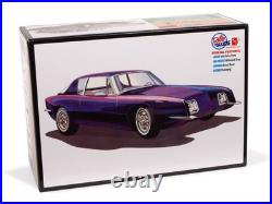 AMT 1/25 1963 Studebaker Avanti Plastic Model kit Car AMT1312 Molding Color