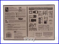 AMT 1/25 1963 Studebaker Avanti Plastic Model kit Car AMT1312 Molding Color