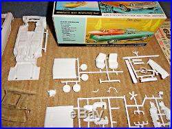 AMT 1/25 1964 CHEVELLE EL CAMINO WithBOAT 3IN1 PLASTIC MODEL KIT UNBUILT 8734-200