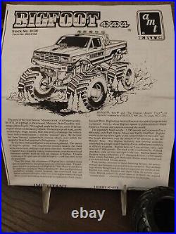 AMT 1/25 1991 Ford 4X4x4 BIGFOOT Monster Pickup Truck Model Car Kit 8138