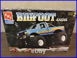 AMT 1/25 1991 Ford 4X4x4 BIGFOOT Monster Pickup Truck Model Car Kit 8138