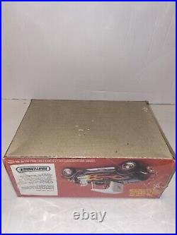 AMT 1/25 A-venger'29 A Ford Roadster RareVintage Plastic Model Kit New