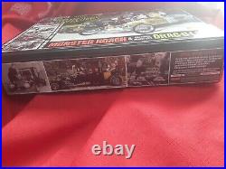 AMT 1/25 Barris Customs Munster Koach and Drag-u-la Model KitsTin Box Set 619
