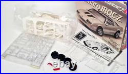 AMT 1/25 Chevrolet Camaro IROC-Z 5.7 V8 Stock or Custom Plastic Model Car Kit