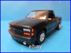 AMT 1/25 Chevrolet SS 454 Pickup Truck Black Pro Built Plastic Kit for Display