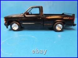 AMT 1/25 Chevrolet SS 454 Pickup Truck Black Pro Built Plastic Kit for Display