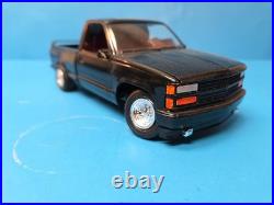 AMT 1/25 Chevrolet SS 454 Pickup Truck Black Pro Built Plastic Kit for Display