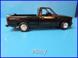 AMT 1/25 Chevrolet SS 454 Pickup Truck Black Pro Built Plastic Kit for Display