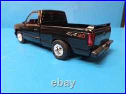 AMT 1/25 Chevrolet SS 454 Pickup Truck Black Pro Built Plastic Kit for Display