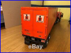 AMT 1/25 Kenworth COE T520 Built With Trailer Hauling AMT Models
