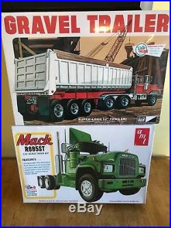 AMT 1/25 Mack R685ST Tractor and MPC 1/25 Tri-Axel Gravel Trailer Sealed