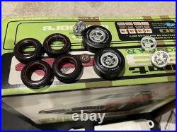 AMT 1/25 Scale'68 Mercury Cougar-XR7 Model Kit 5328-200 (Sale Ends Oct 26!)