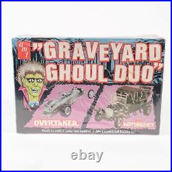 AMT 1/25 Scale Graveyard Ghoul Duo Model Kit Overtaker & Bodysnatcher T309 (B)