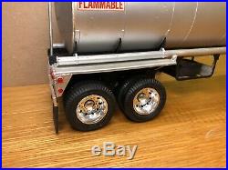AMT 1/25 Tanker 22 Wheels Roll Uniroyal Tires Chrome Baby Moons Nice Trailer