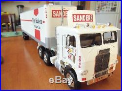 AMT 1/25 scale truck and trailer built Sanders Trucking