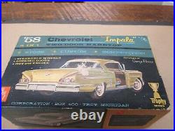 AMT 2758-200 1958 Chevrolet Impala 2 door hardtop kit never assembled