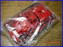 AMT 2 Model Kits Porsche 907 & Ferrari P4 1/24 Model Kit UPRM