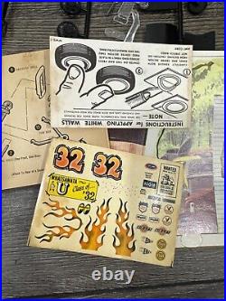 AMT 32 Ford Vicky Bonnie & Clyde car model kit Vintage, Open Box/unused/new