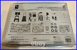 AMT'33 Willys Ohio George Montgomery's National Récord New Open Box 1/25