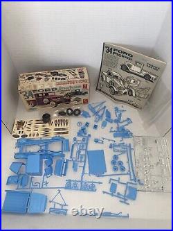 AMT 34 Ford Pickup Customizing Kit Truck Model Kit