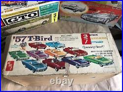 AMT 3 Way 1957 Ford Thunderbird T-bird George Barris Model Kit T2257 BOX 125