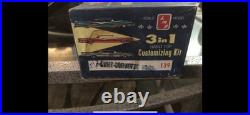 AMT 3 in 1 Hard Top Customizing Model Kit 139 corvette 1958