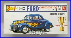 AMT 40 Ford Deluxe Coupe 1/25 1940 Ford Customizing Kit