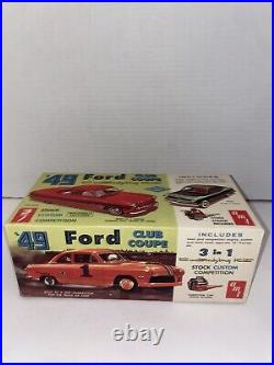 AMT 49 Ford Club Coupe Customizing model kit