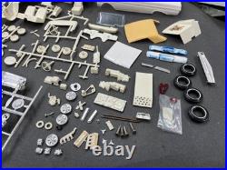 AMT 5114 1964 Ford Falcon Sprint Convertible Annual Car kit 1/25 McM VINTAGE