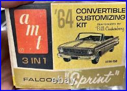 AMT 5114 1964 Ford Falcon Sprint Convertible Vintage Kit 1/25 Model Car Mountain