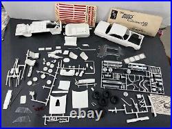 AMT 6025 1965 Coronet Ramchargers Hemi Charger NHRA 3n1 Vintage kit 1/25 McM