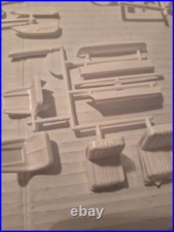 AMT 6123-200 Ford 1963 500 XL Hardtop 3 in 1 Advance Customizing Model Kit PARTS