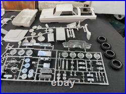AMT 6224 1964 Ford Thunderbird Hardtop Coupe Annual Model kit 1/25 McM vintage