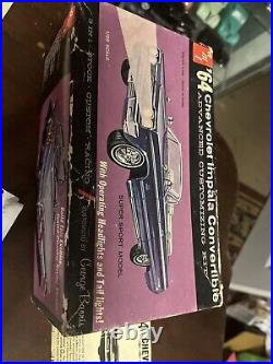 AMT'64 Chevrolet Impala Convertible 3 in 1 Unbuilt Model 6714-200 George Barris