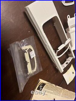 AMT'64 Chevrolet Impala Convertible 3 in 1 Unbuilt Model 6714-200 George Barris