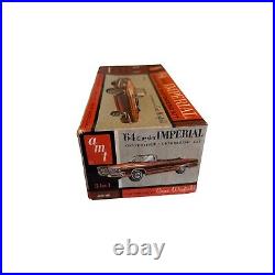 AMT'64 Chrysler Imperial 3-In-1 Convertible Customizing Kit By Gene Winfield