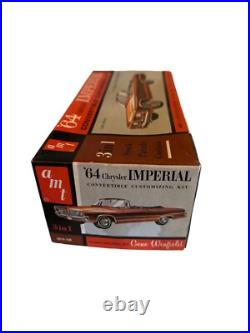 AMT'64 Chrysler Imperial 3-In-1 Convertible Customizing Kit By Gene Winfield