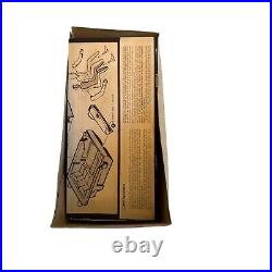 AMT'64 Chrysler Imperial 3-In-1 Convertible Customizing Kit By Gene Winfield