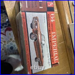 AMT'64 Chrysler Imperial Convertible Customizing Kit By Gene Winfield -As is