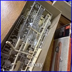 AMT'64 Chrysler Imperial Convertible Customizing Kit By Gene Winfield -As is