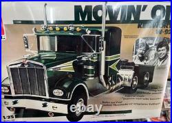 AMT 6643 Kenworth W-925 Movin' On TV Show Semi TRUCK 1/25 Model KIT McM Fs