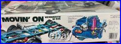 AMT 6643 Kenworth W-925 Movin' On TV Show Semi TRUCK 1/25 Model KIT McM Fs