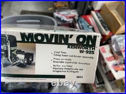 AMT 6643 Kenworth W-925 Movin' On TV Show Semi TRUCK 1/25 Model KIT McM Fs