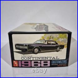 AMT 68 1968 Lincoln Continental Hardtop 1/25 Scale Customizing Model Kit RARE