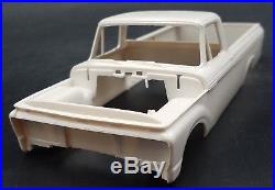 AMT 8133 AMT 1963 FORD PICKUP TRUCK WithGO CART ANNUAL 1/25 MODEL Car Mountain