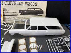 AMT 8744 1964 Chevy Chevelle Station Wagon Vintage Annual Model KIT 1/25 McM