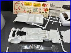 AMT 8744 1964 Chevy Chevelle Station Wagon Vintage Annual Model KIT 1/25 McM